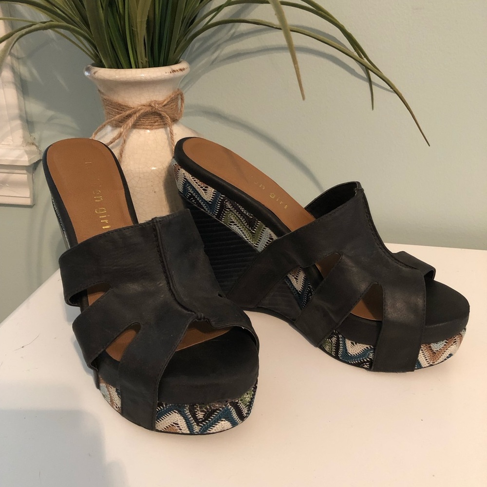 Wedge heels